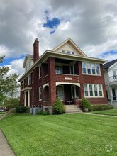 Building Photo - 1038 Overlook Ave