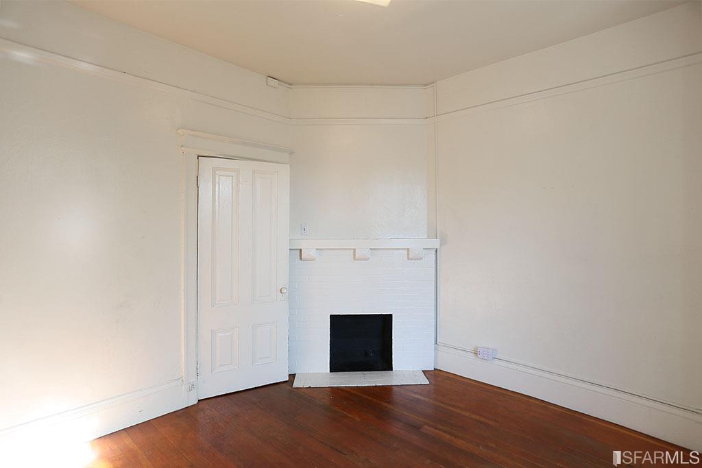 Primary Photo - 225 9th St