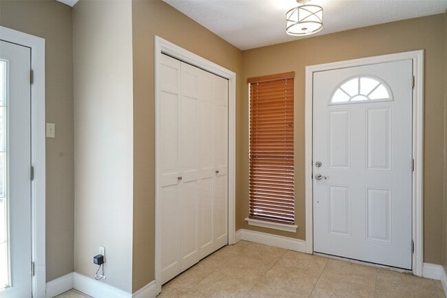Building Photo - 3406 Cape Forest Dr