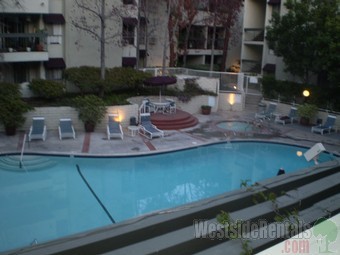 Foto del edificio - 4900 Overland Ave