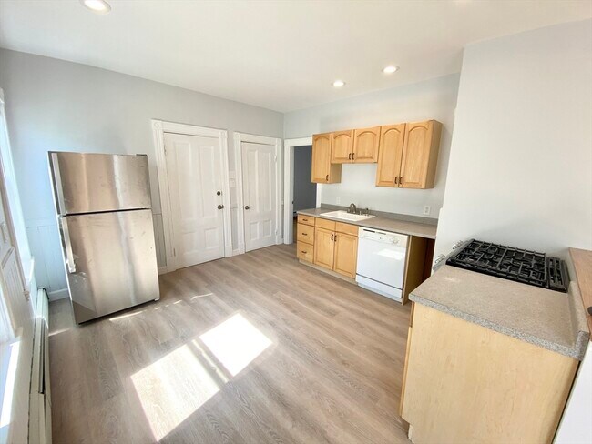 Foto del edificio - 108 Beacon St
