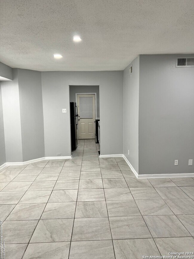 Foto del edificio - 6611 Southpoint St