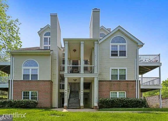 Building Photo - 903 Hillside Lake Terrace