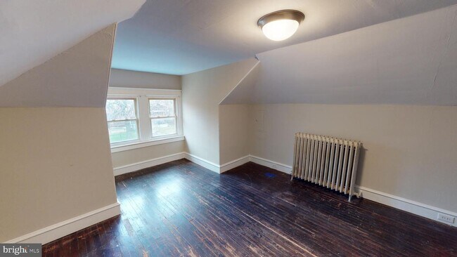Building Photo - 1512 Arch St