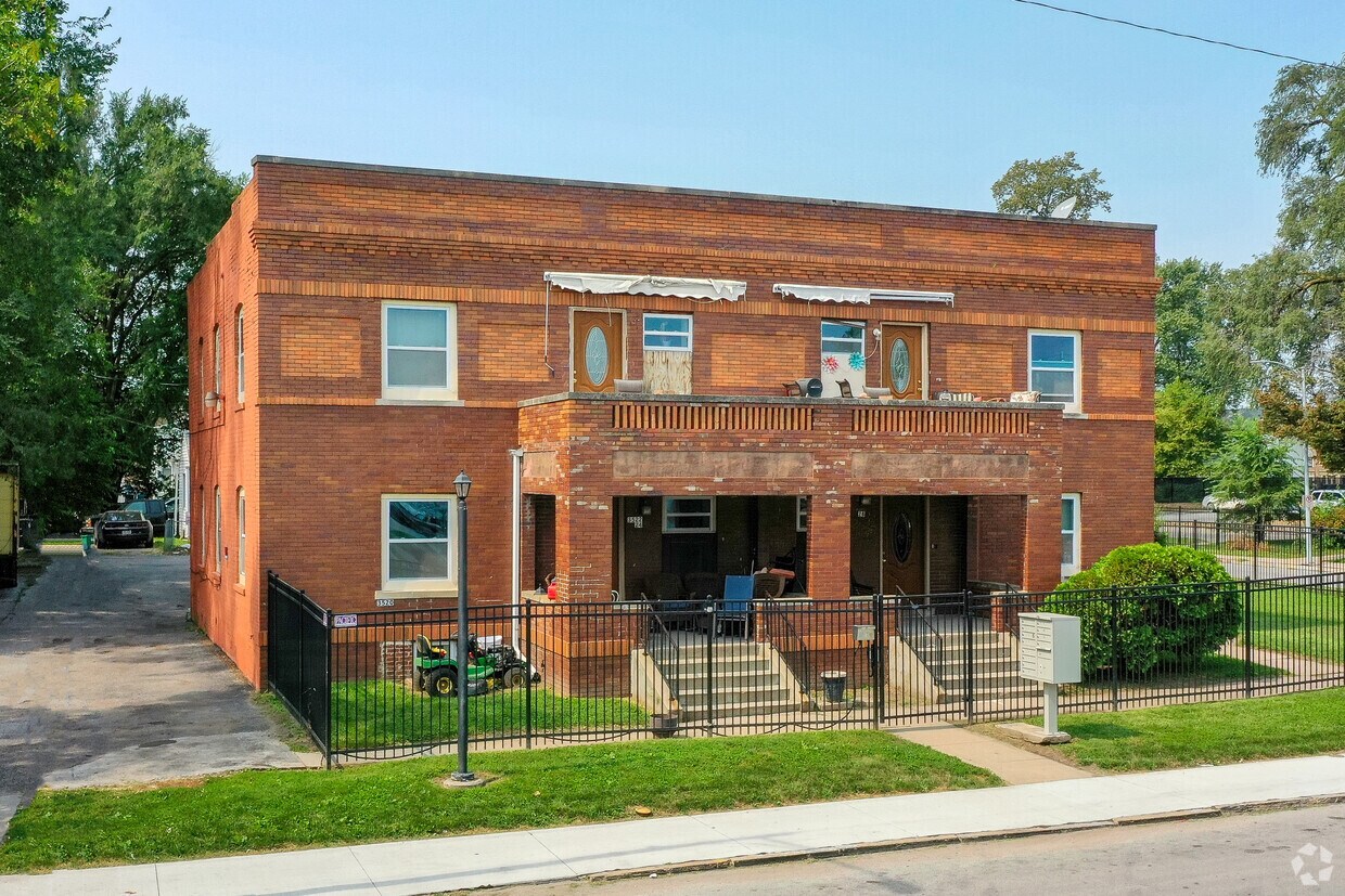 Primary Photo - 2405 Evans St