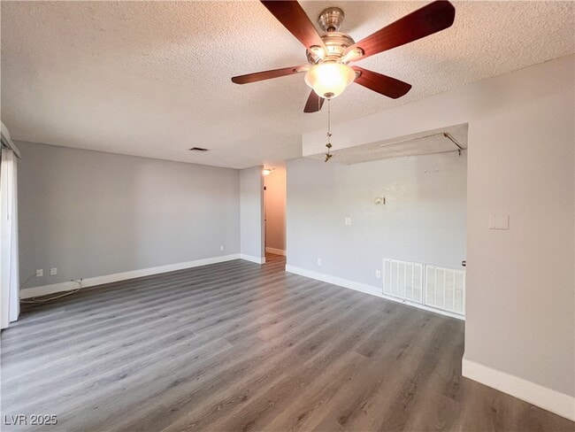 Building Photo - 4842 Nara Vista Way