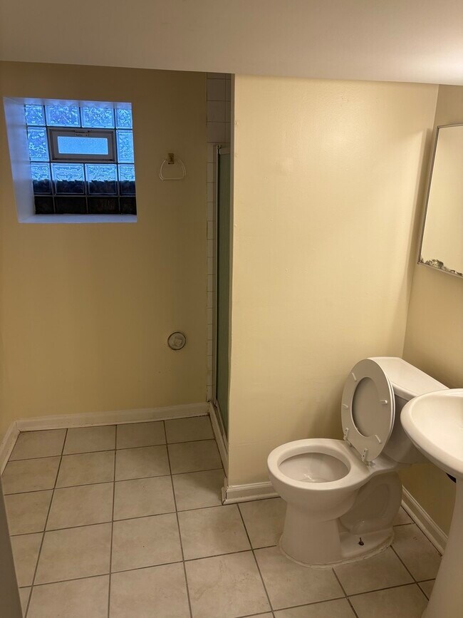 Foto del edificio - 115 S Kilbourn Ave