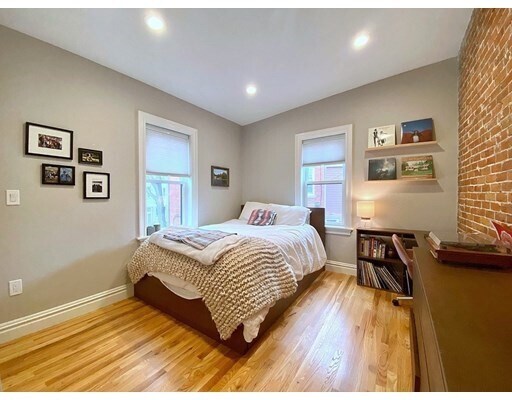 Building Photo - 17 Tremont St