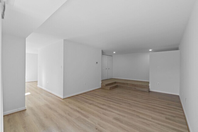 Foto del edificio - 2 bedroom 2 full bath condo in Annapolis - Ready Now!