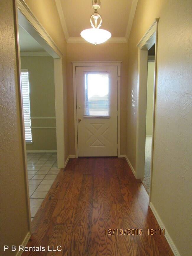 Foto del edificio - 3 br, 2 bath House - 628 Waterford Drive