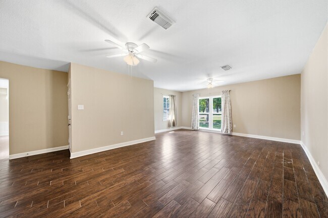 Foto del edificio - 14906 Quaking Aspen Dr