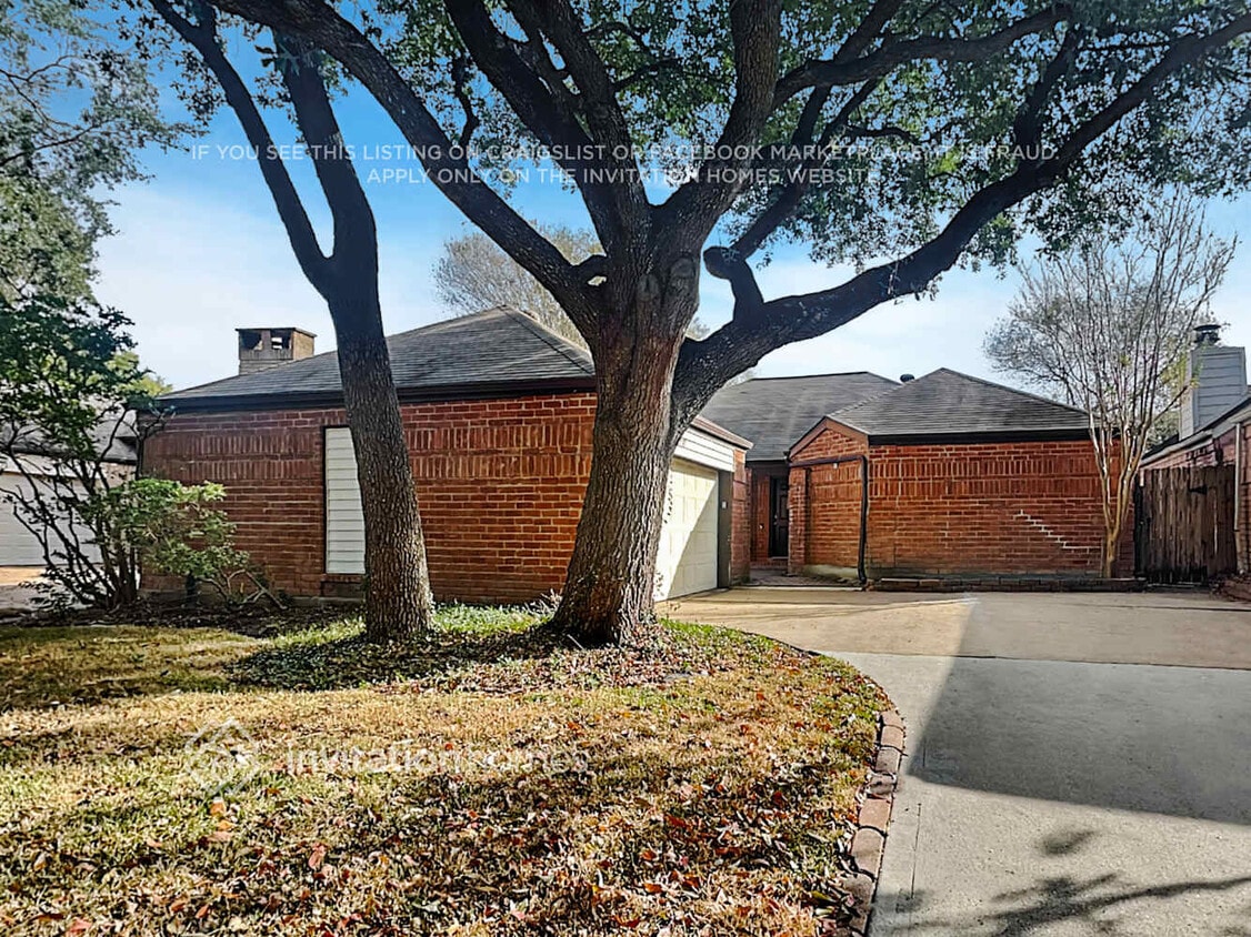 Primary Photo - 2227 Briarwest Blvd