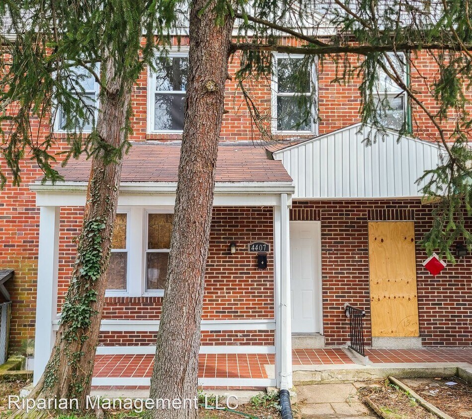 3 br, 1.5 bath House 4407 Old York Rd House Rental in Baltimore, MD
