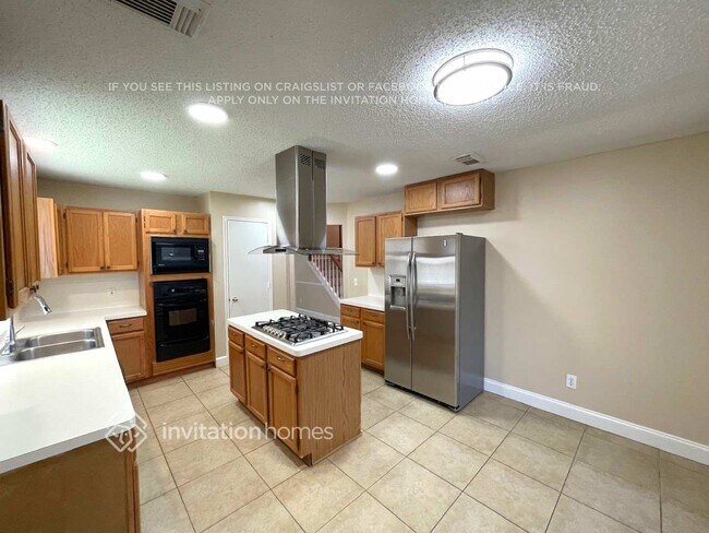 Foto del edificio - 3242 Eagle Ridge Way