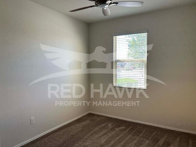 Foto del edificio - 4734 E Pearl Rd