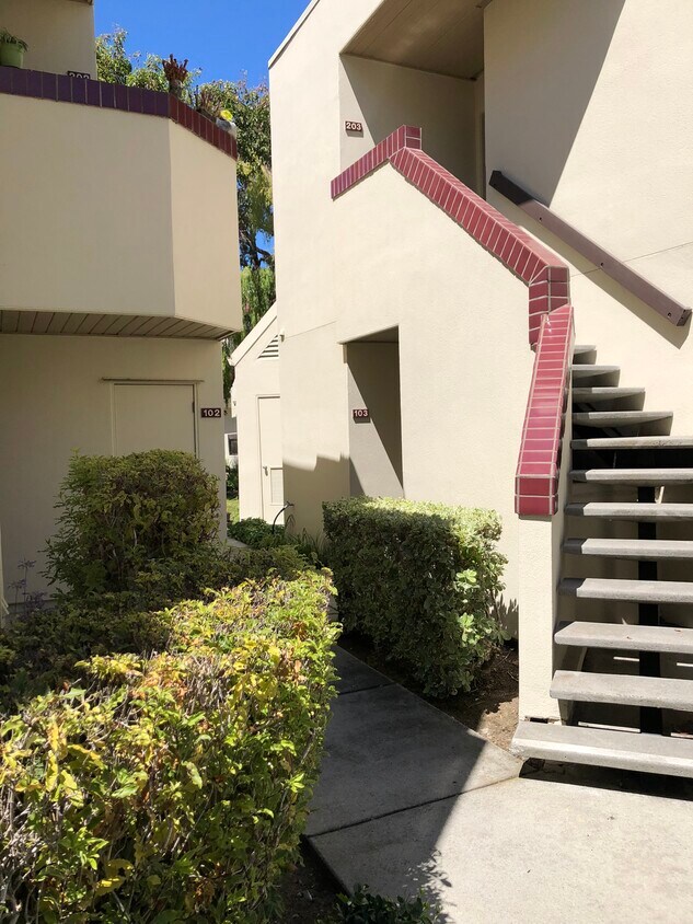 Primary Photo - 103 Shorebird Cir