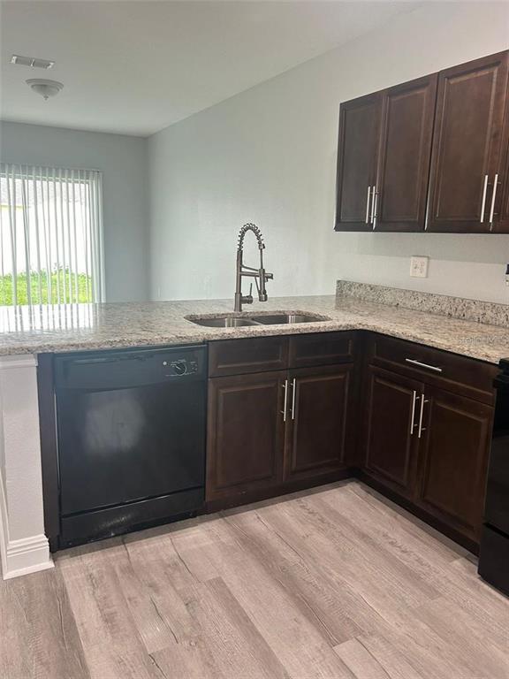 Building Photo - 767 Platypus Ct