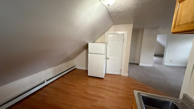 Photo - 182 Dexter St Apartment