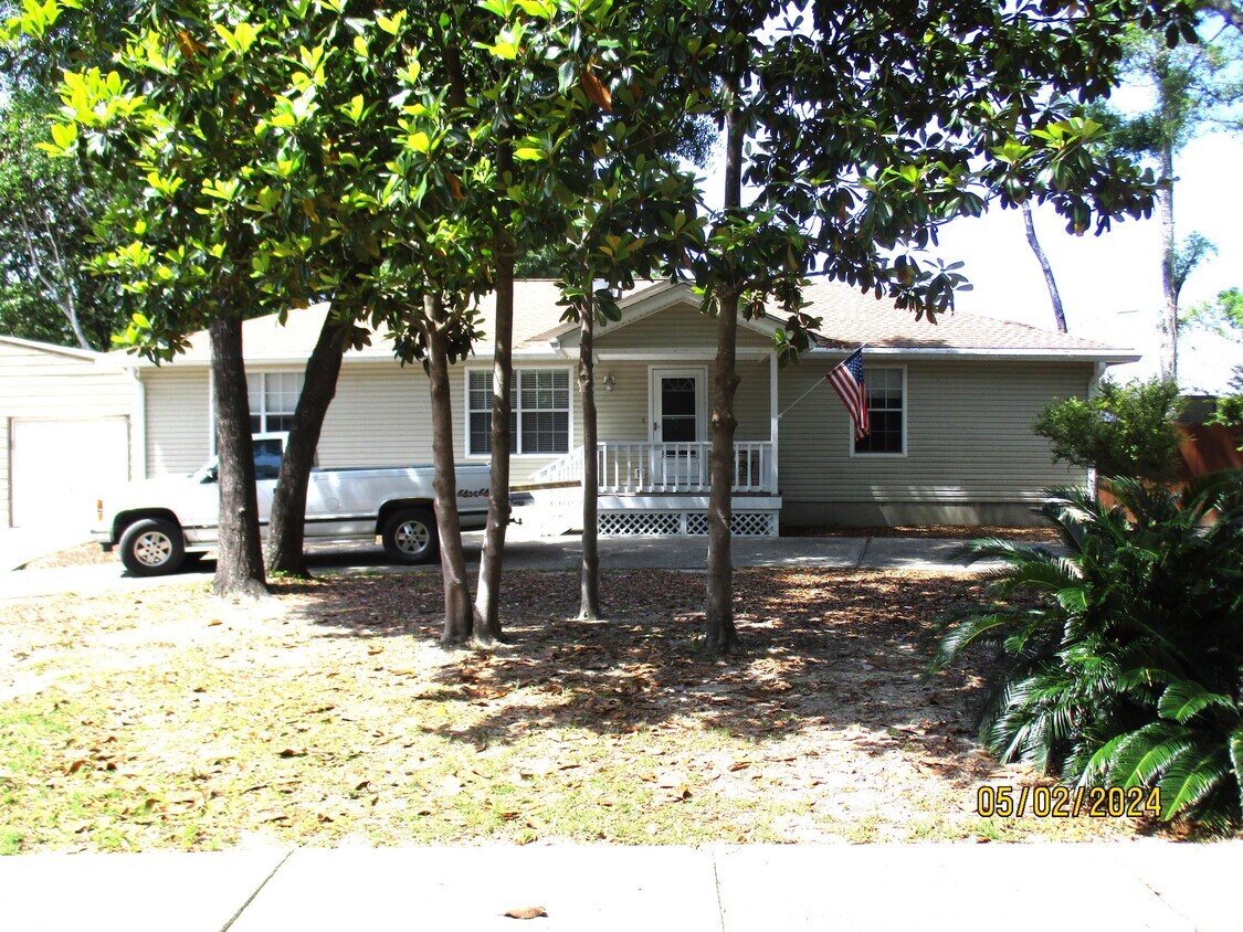 Primary Photo - 292 Grandview Ave