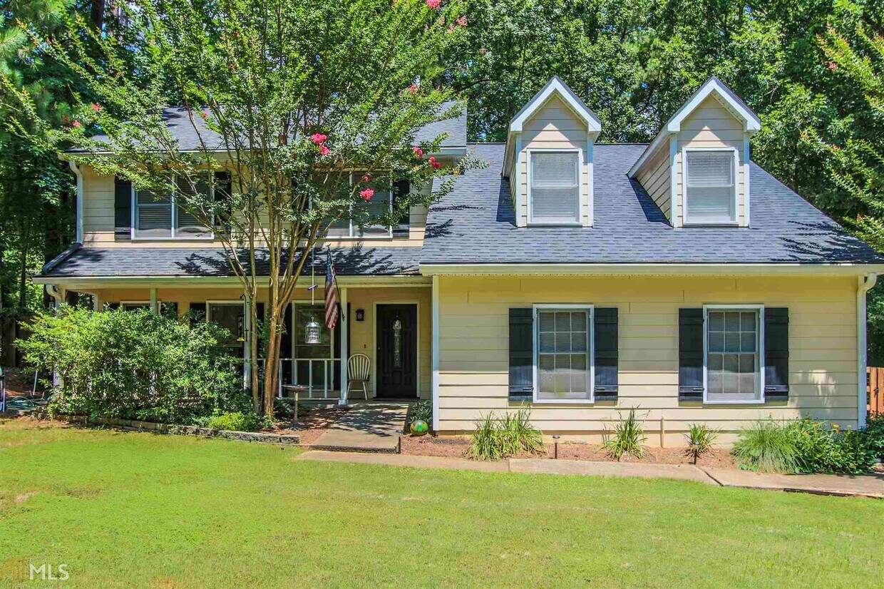 Primary Photo - 138 Rockspray Ridge