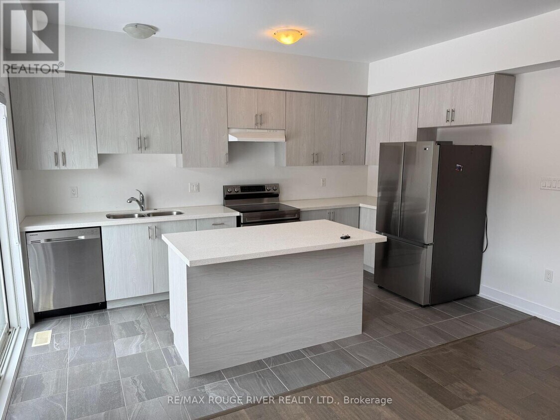 Building Photo - 33 Turnberry Ln