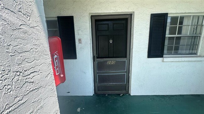 Foto del edificio - 4507 3rd St Cir W