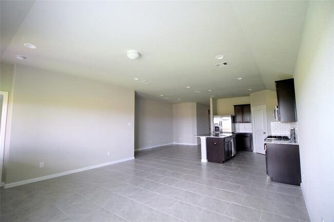 Foto del edificio - 3111 Floral Park Ct