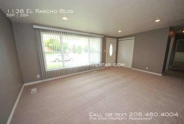 Foto del edificio - 1138 El Rancho Blvd
