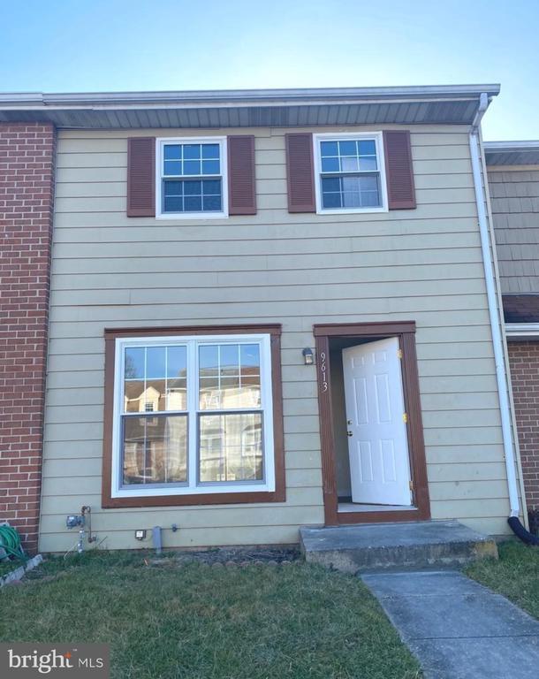 Foto principal - 9613 Baron Pl