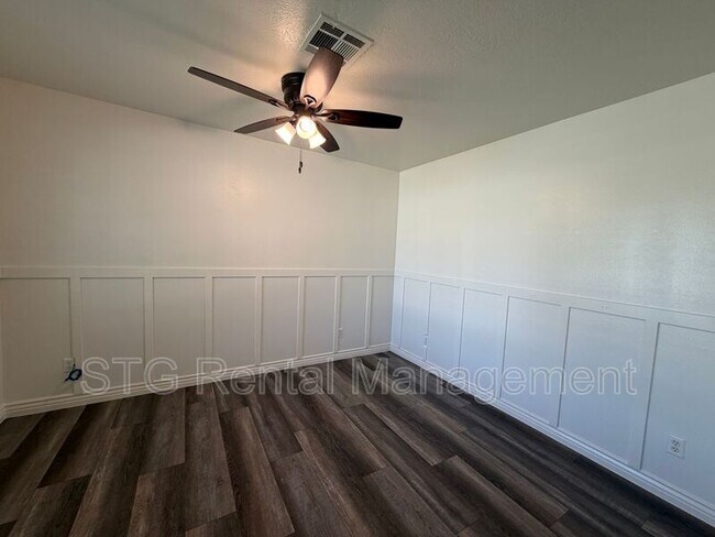 Building Photo - 135 N 350 W