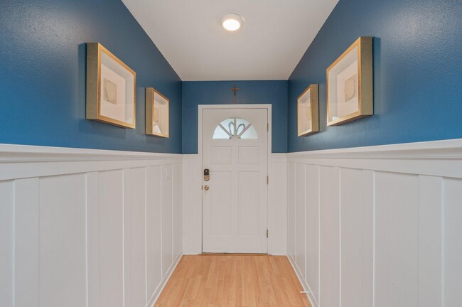Foto del edificio - 4522 Parkwood Ln