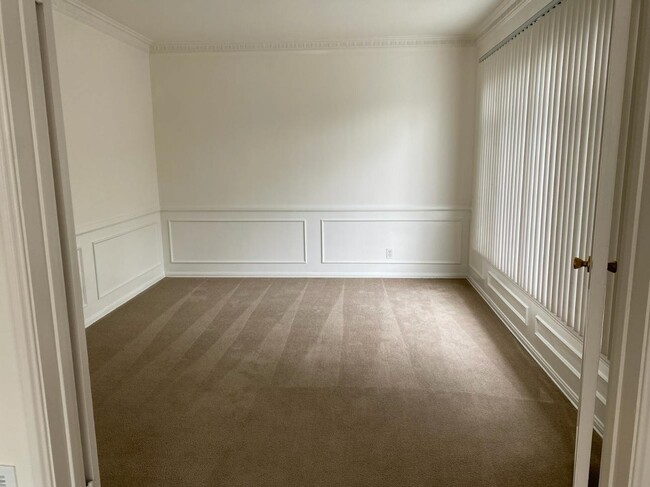 Dining room - 1951 S Beverly Glen Blvd