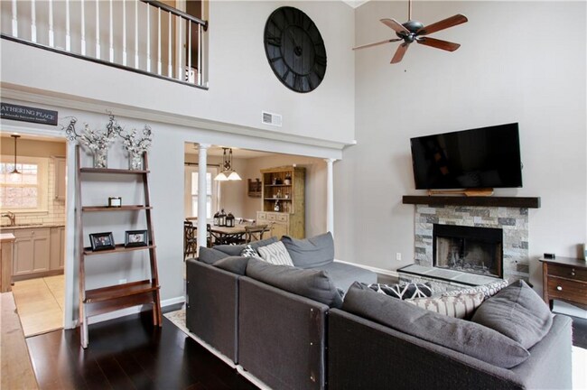 Foto del edificio - 1825 Hickory Creek Ct NW