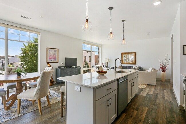 Foto del edificio - 102 on Broadway