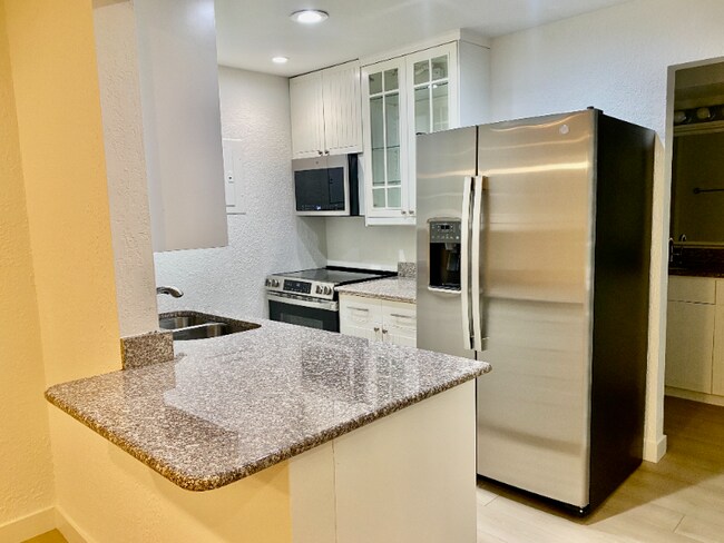 Foto del edificio - 2227 Canyon Blvd