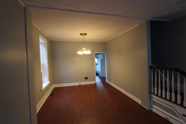 Dining room - 1802 Penn St