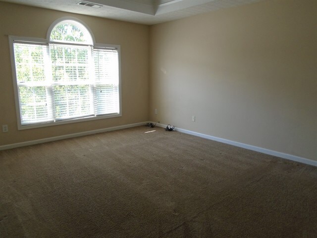 Building Photo - 1304 Kent Manor
