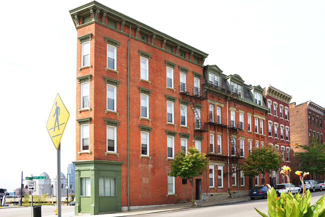 Foto del edificio - Pendleton Apartments