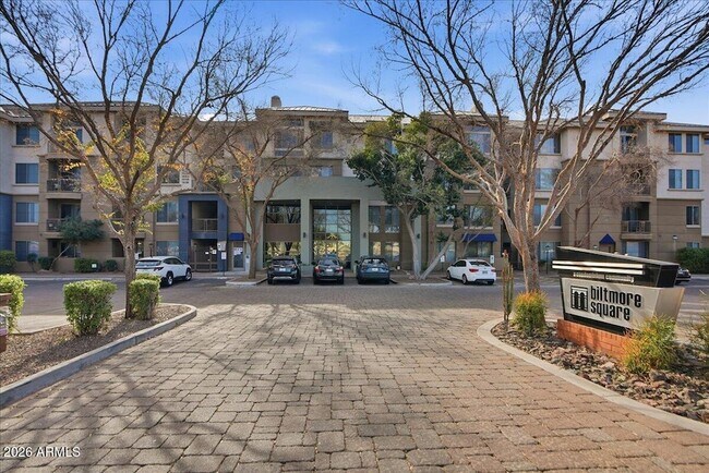 Foto del edificio - 1701 E Colter St