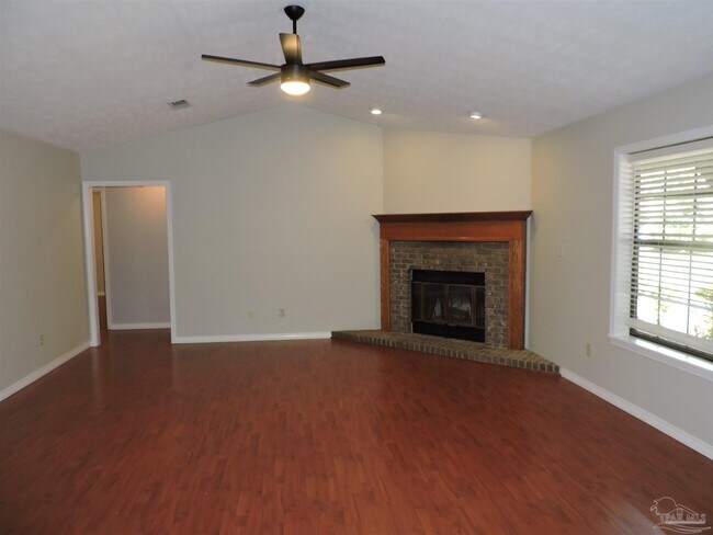 Foto del edificio - 5261 Rowe Trail
