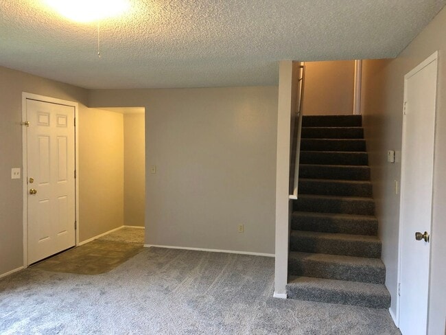 Building Photo - 1500 Coffey Ln