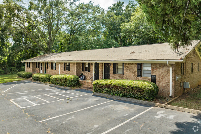 Building Photo - North Pointe Apartments