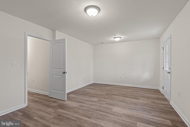 Building Photo - 12 Secretariat Dr