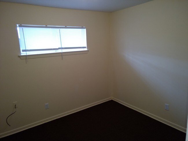 Foto del edificio - 2300 E 4th St