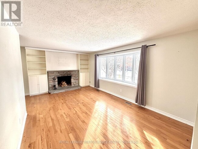 Building Photo - 1449 Charlebois Ave