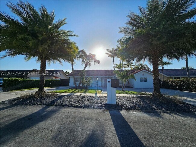 Foto del edificio - 4235 SW 143rd Ct