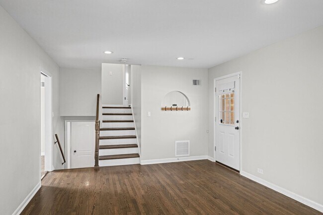 Foto del edificio - 230 Greenfield Dr
