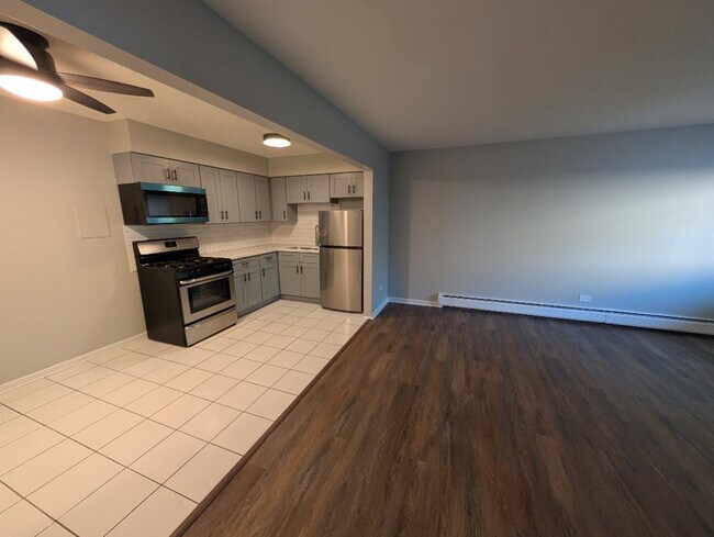 Foto del edificio - 7925 W 103rd St