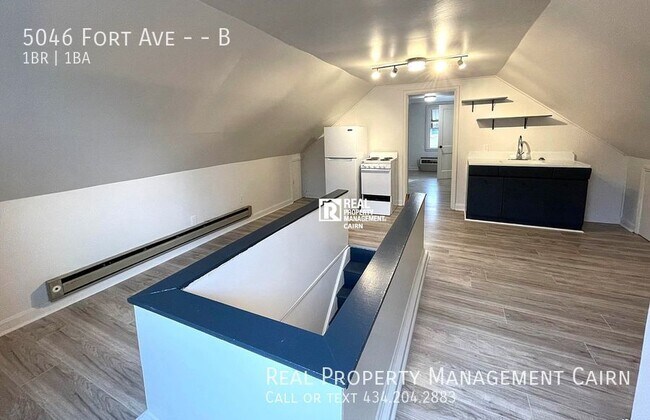 Building Photo - Newly Updated Studio Apartment