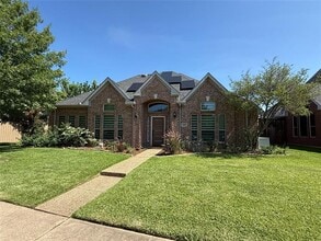 Building Photo - 1420 Santa Fe Trail